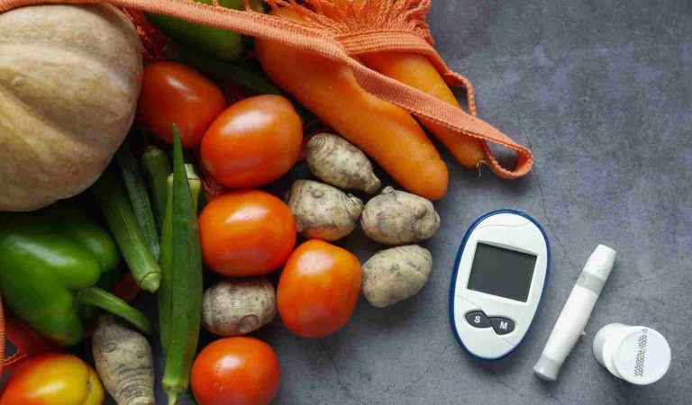 डायबिटीज़ मरीजों के लिए हेल्दी डाइट | Blood Sugar Control Tips